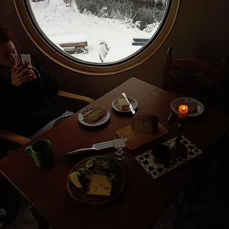 Διαμέρισμα Dom Zaba - Spreewaldatmosphaere Im Neu Renovierten Bauwagen